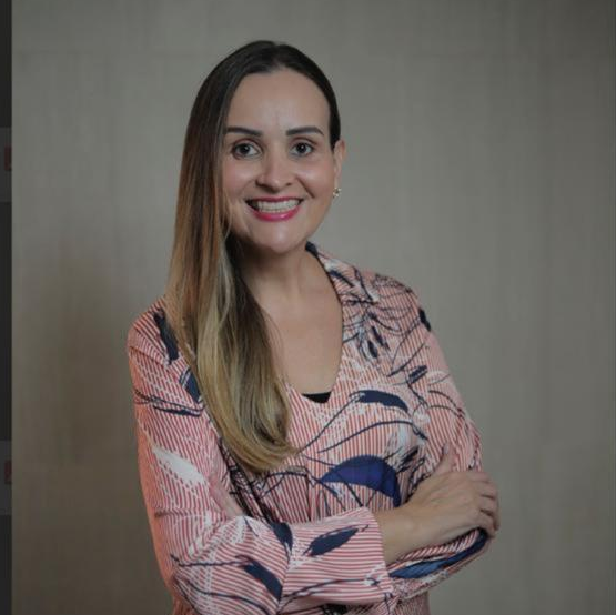 Dra. Liza Maria Alvarenga